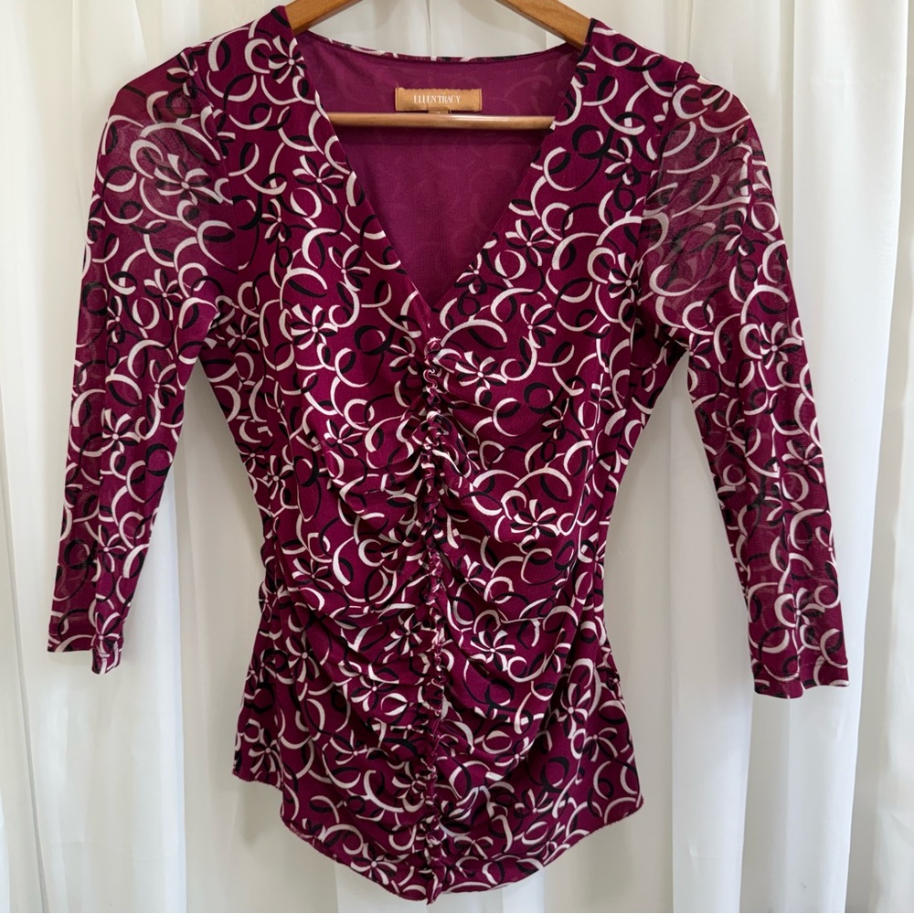💗 Ellen Tracy Ruched Top 💗